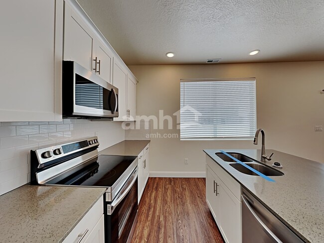 Foto del edificio - 322 N Gibbons Ln