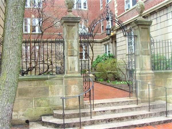 Foto del edificio - 6 Washington Ave
