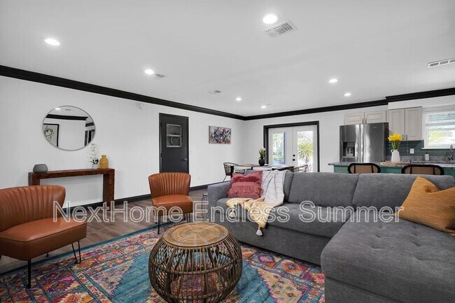 Foto del edificio - 2239 S Beach Pkwy