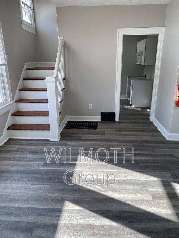 Foto del edificio - 2036 Singleton St