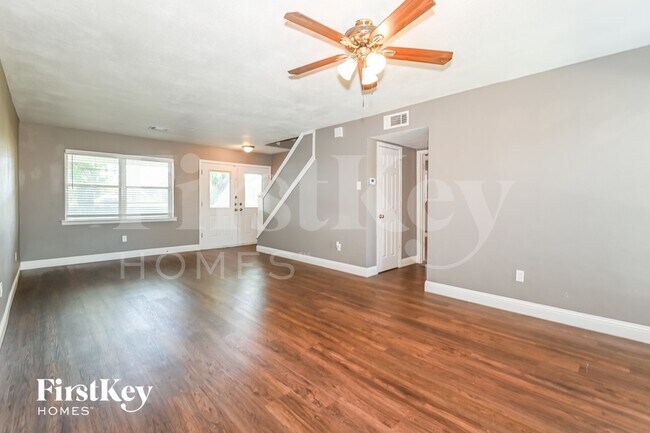 Foto del edificio - 7709 Texridge Dr