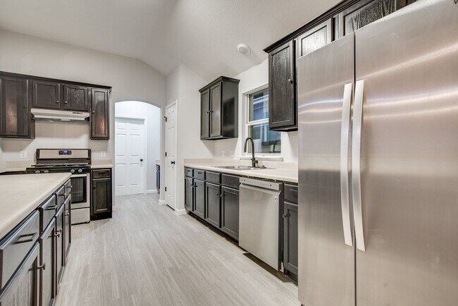 Building Photo - 2512 Century Park Blvd Austin, TX 78727