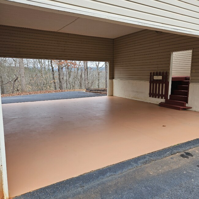 Building Photo - 67 Josiah Dr