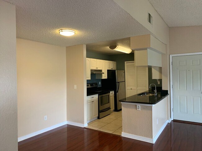 Foto del edificio - 2550 N Alafaya Trail