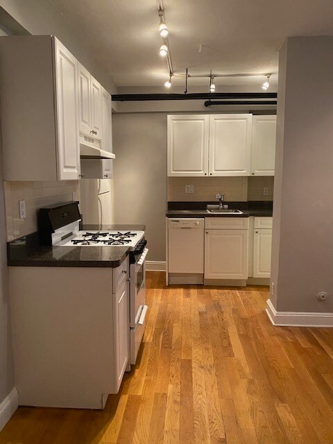 Foto del edificio - 1038 Beacon St