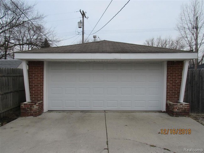 Building Photo - 21940 Karam Ct