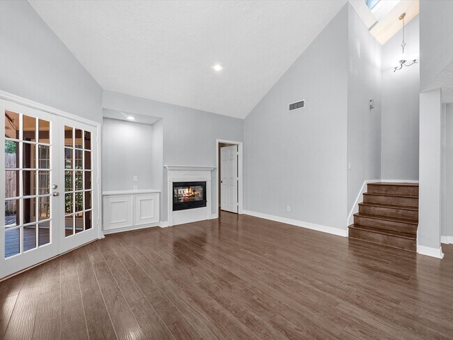 Building Photo - 1210 Normans Woods St