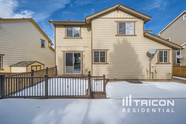 Building Photo - 5400 Cloverbrook Cir