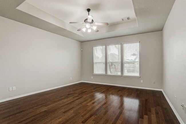 Foto del edificio - 2626 Canyon Falls Dr