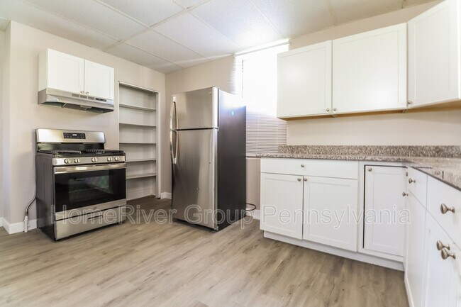 Foto del edificio - 1425 4th Ave