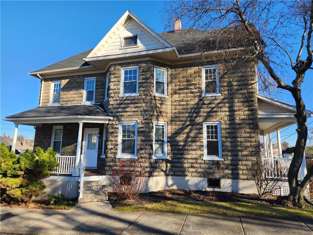 236 Madison Ave, Nazareth, PA 18064 House Rental in Nazareth, PA