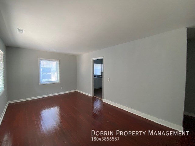 Building Photo - 3906 Lynhaven Ave
