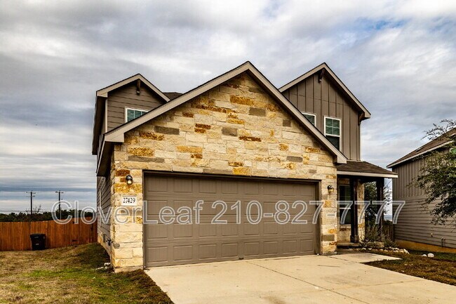 Foto del edificio - 27429 Emilie Cyn