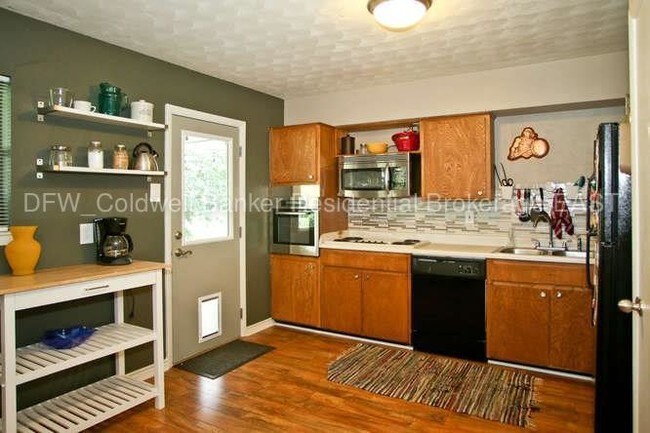 Building Photo - 1314 Carroll Drive Garland , TX , 75041