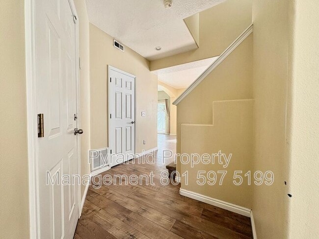 Photo - 3141 Alsace Way House