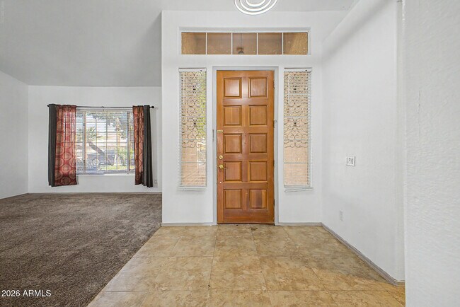 Foto del edificio - 5215 W Tonopah Dr