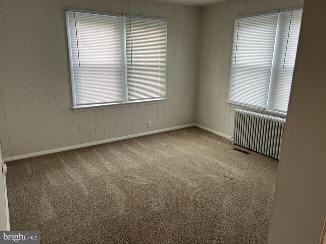 Foto del edificio - 1455 E Wheat Rd