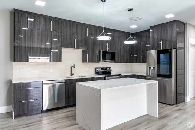 3HAB, 2BA – 2,230 ft² – Superior - Grand Summit