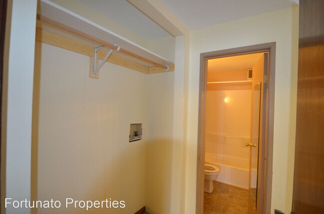 Building Photo - 1 br, 1 bath House - 104 Val d'Isere 301 N...