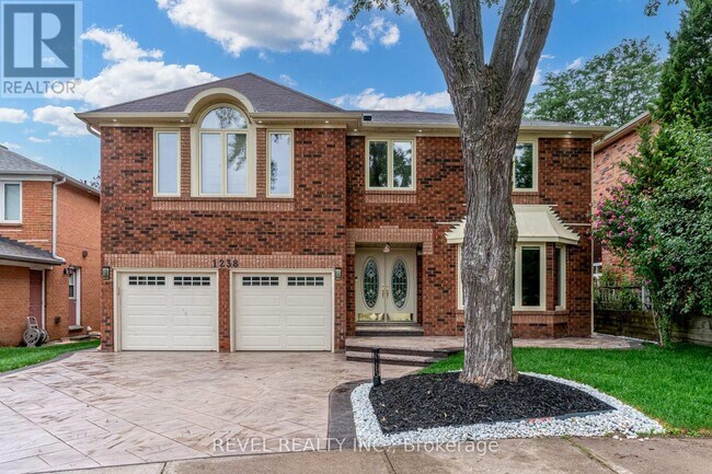 Building Photo - 1238 Playter Pl