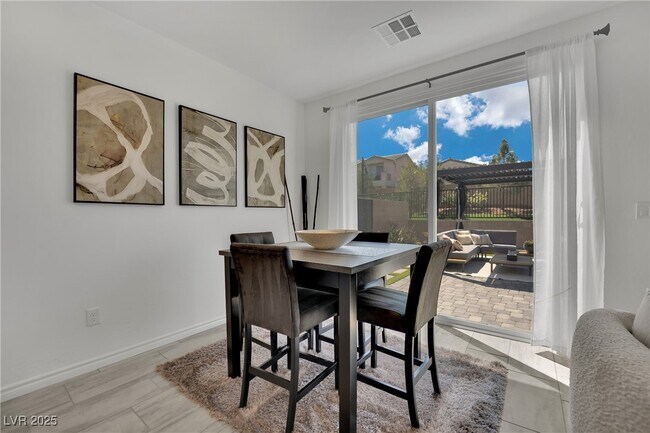 Building Photo - 8907 Roadrunner Ravine St