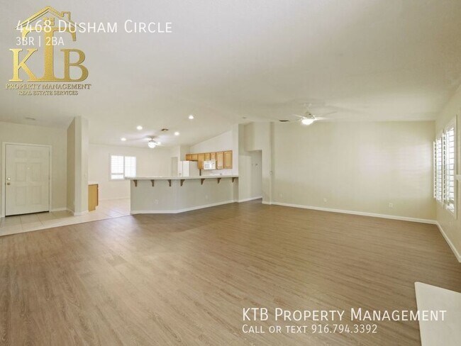 Building Photo - Extra-large 3-bedroom home with 3 car garage