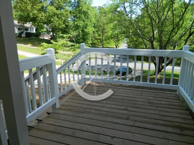 Building Photo - 1012 Atherton Ln