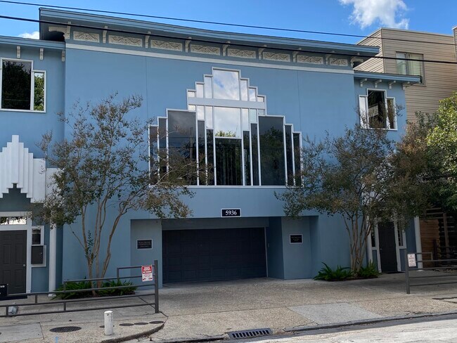 Foto del edificio - 5936 Magazine St