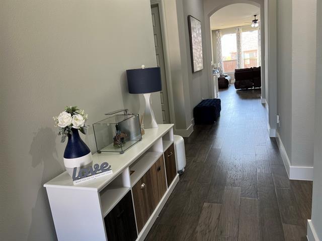 Foto del edificio - 1416 Saddle Ridge Dr