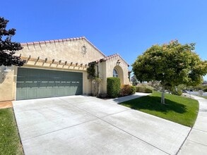Building Photo - 676 Mercury Ave