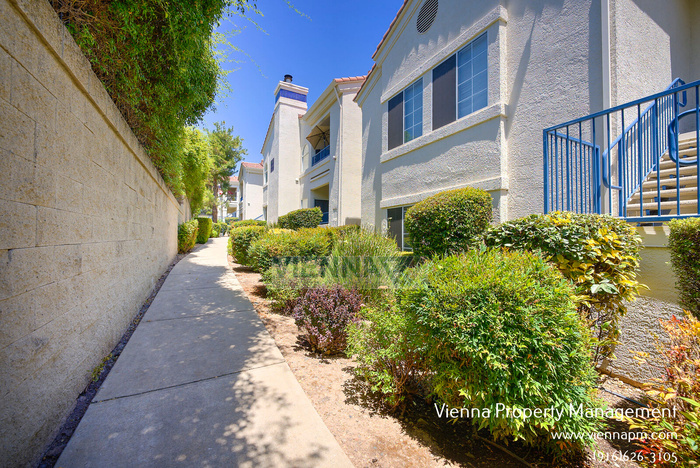 Primary Photo - Great location for this Rocklin Condo!