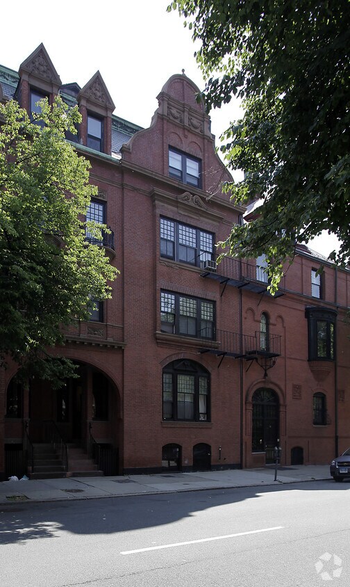 Foto del edificio - 10 Fairfield St