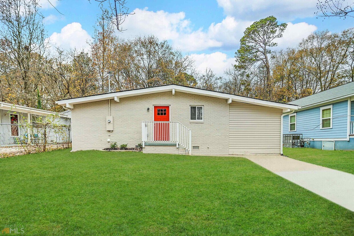 Foto principal - 2917 1st Ave SW