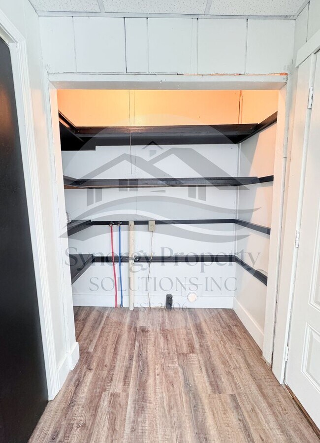 Foto del edificio - Crestline Home Available Now