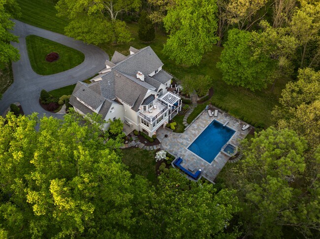 Building Photo - 11 Ivy Bridge Ct