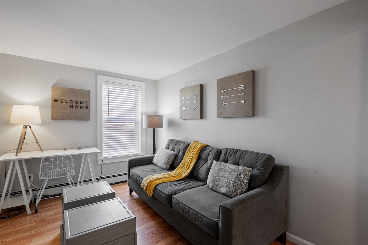 Foto principal - 526 Hevey St