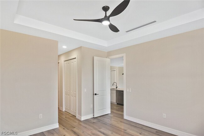 Foto del edificio - 1906 Northwest 28th Ave