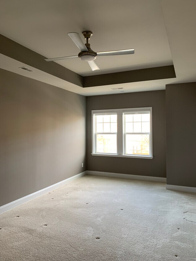 Foto principal - 7550 Waverly Walk Ave