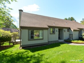 Building Photo - 548 Heritage Vlg