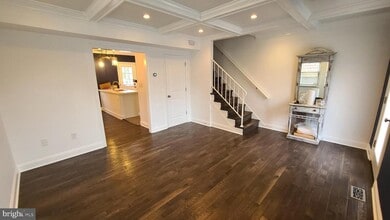 Building Photo - 417 Burbank St SE