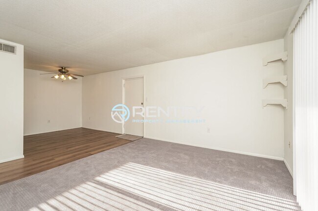 Foto del edificio - 2205 Sunderland Rd