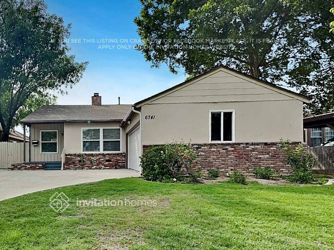 Building Photo - 6741 Amigo Ave