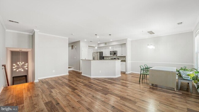 Foto del edificio - 4888 Dane Ridge Cir