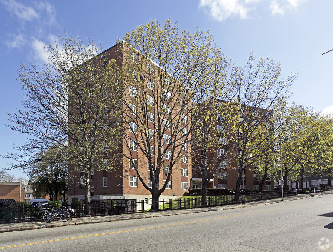 Primary Photo - Pleasant Tower Apartments