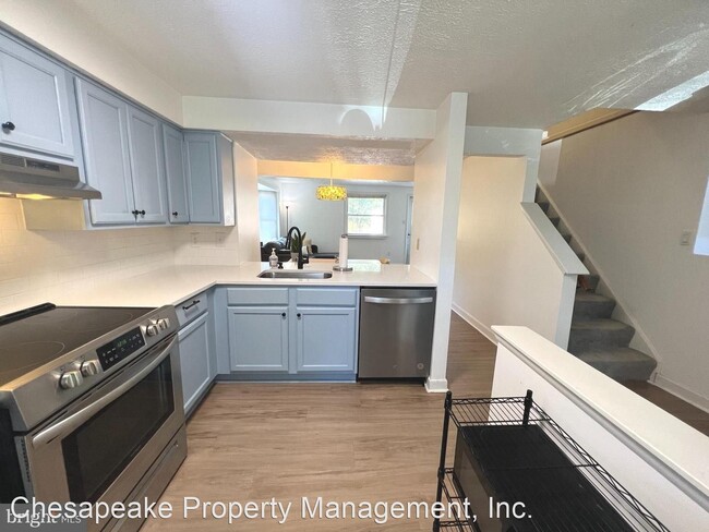 Foto del edificio - 2 br, 2 bath House - 7692 Fairbanks Court