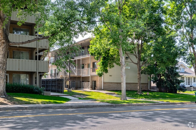 Foto del edificio - Clock Tower Apartments