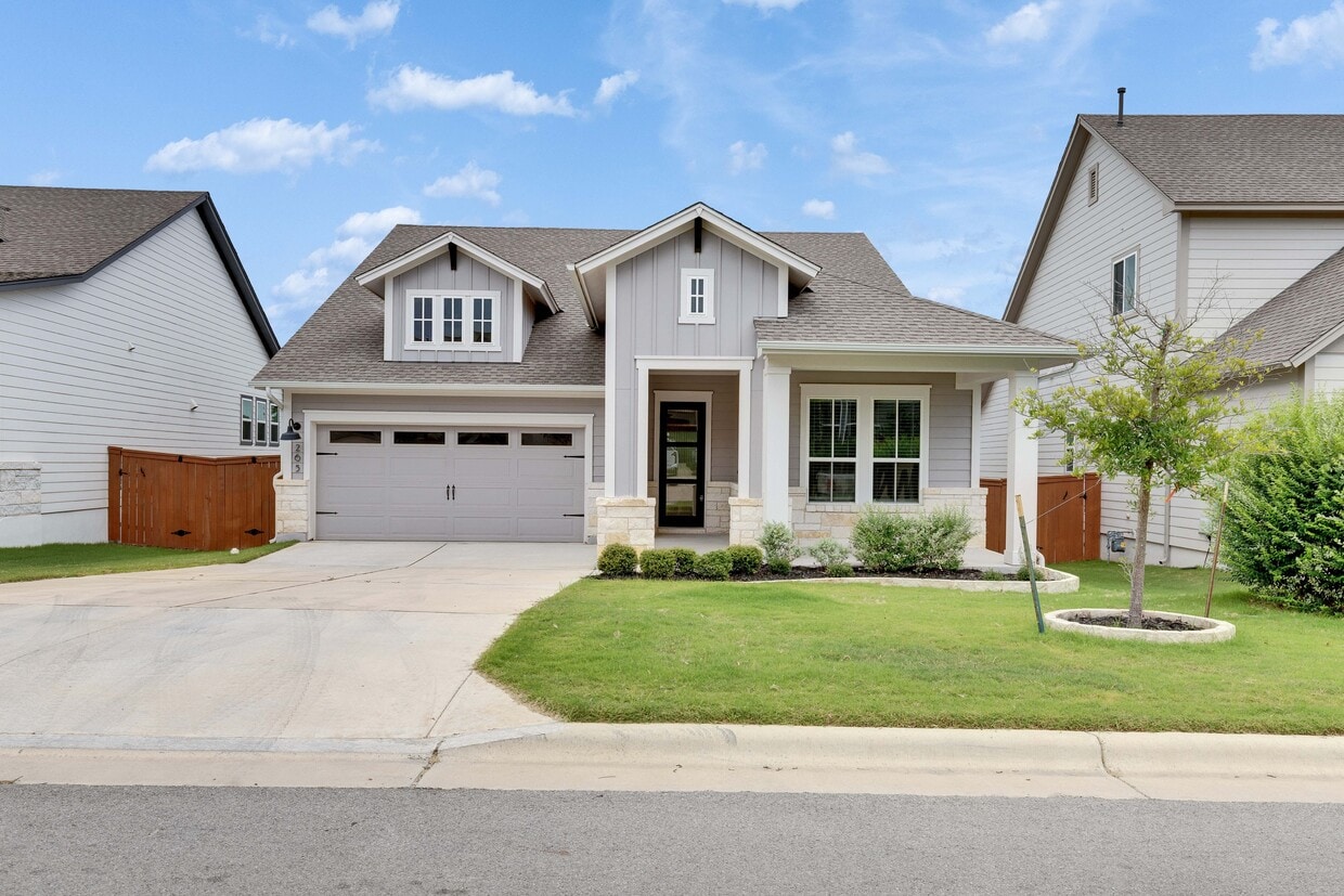 Primary Photo - 265 Moonlit Stream Pass