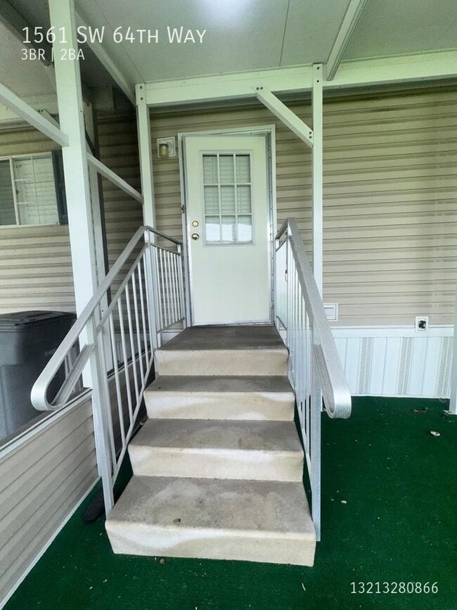 Building Photo - 1561 SW 64th Way