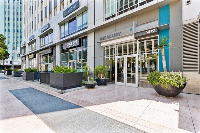 Foto del edificio - 3810 Wilshire Blvd