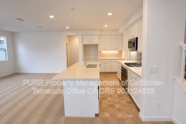 Building Photo - 45139 Via Vela